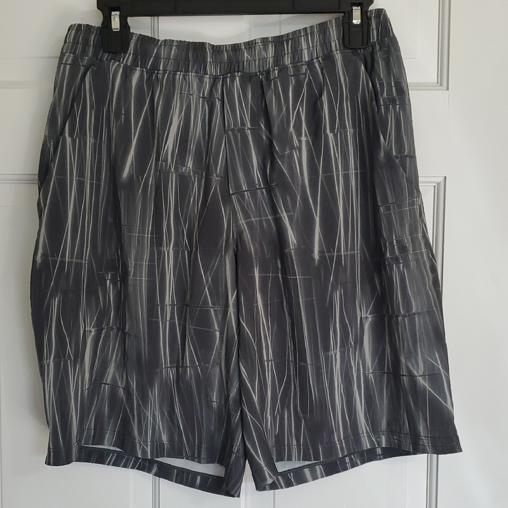 Lululemon Pace Breaker 9in Shorts Sz M Army Green